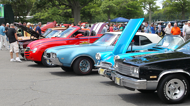 The Hog Ring - 10 Tips to Organize Your Own Car Show 1