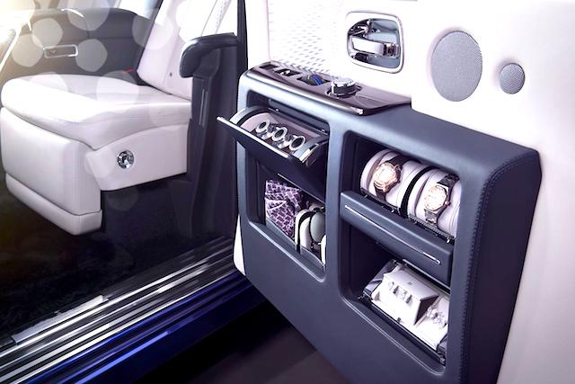 Auto Upholstery - The Hog Ring - Rolls-Royce Phantom Limelight Door Panel