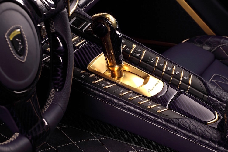 The Hog Ring - This Porsche Interior is Absolutely Stunning