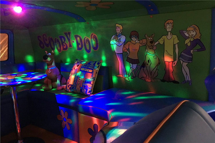 The Hog Ring - Scooby-Doo Mystery Machine Sells for 59K