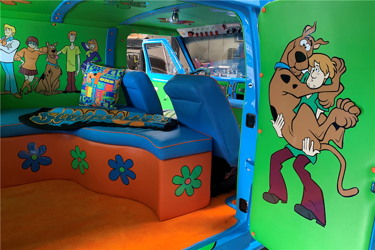 The Hog Ring - Scooby-Doo Mystery Machine Sells for 59K