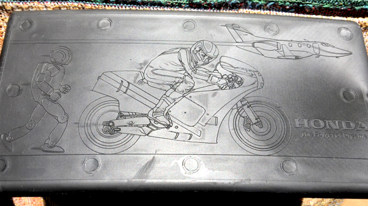 The Hog Ring - Honda Hid Secret Graphics in the Civic