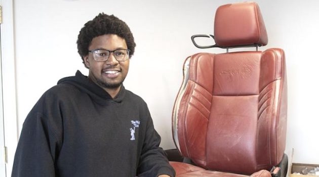 The Hog Ring - Mixon Magic Auto and Marine Upholstery